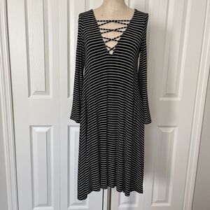 American Eagle Outfitters Soft And Sexy midi Dress, long sleeve, size M, black.